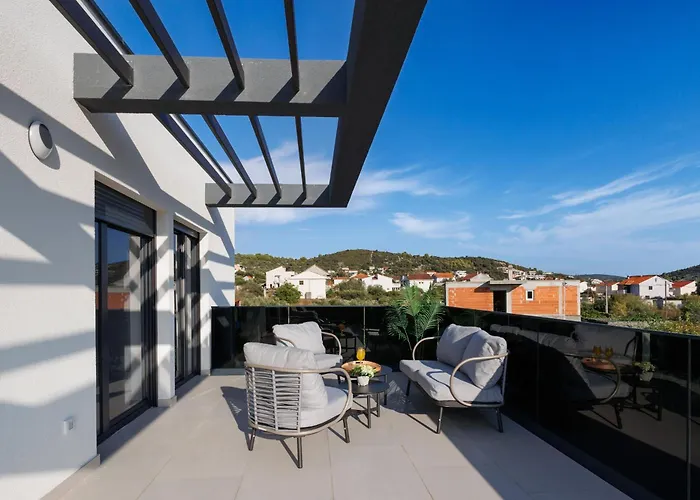 Dal' Mares Villa