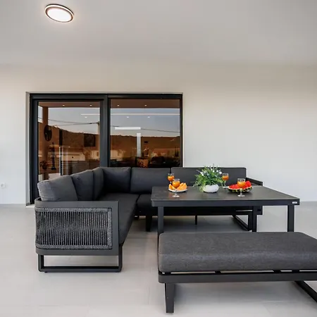 Dal' Mares * Vinišće