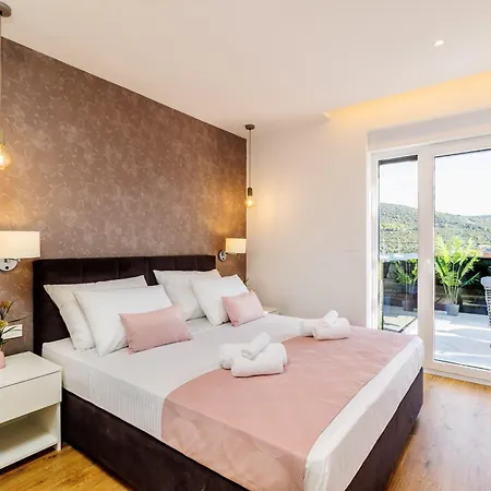 Villa Dal' Mares Vinišće